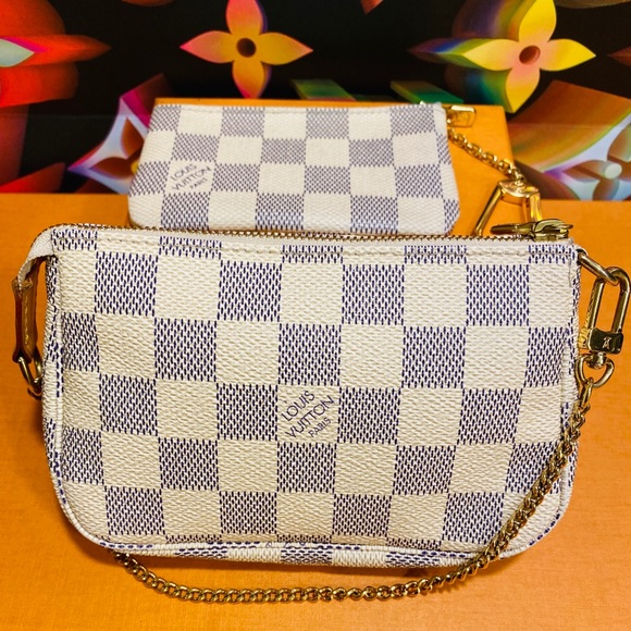 Damier Azur Louis Vuitton Bundle - Picture 11 of 13